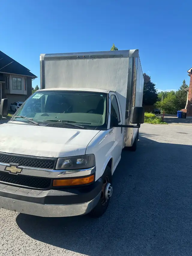 Moving/Transportation Service525757173413990401