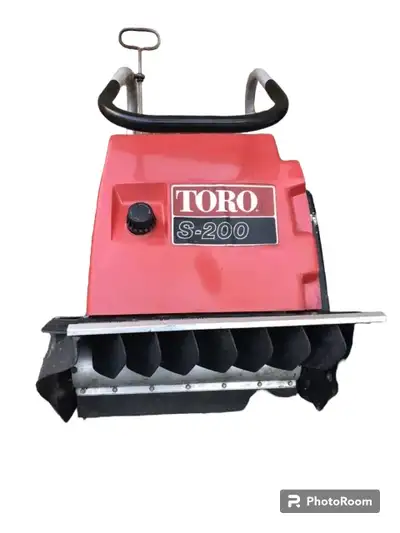 Toro S-200 snowblowerPLEASE read the ad carefully My name - My name is Matt Peter. You can see me on...