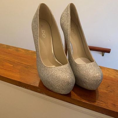 Brand New -  High  Heel Shoes - Silver in Women's - Shoes in City of Toronto