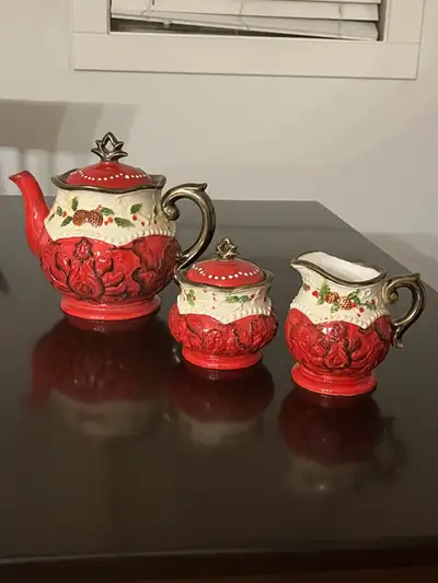 Vintage Christmas Teapot with Cream and Sugar Teapot 8.5 inches tall x 7.5 inches Cream and Sugar 4....