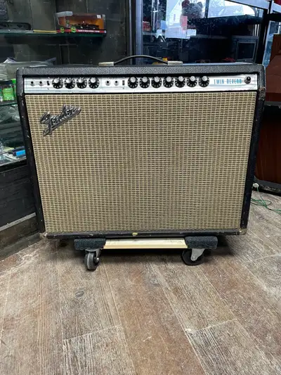 Fender Twin Reverb, View more