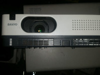 SANYO PLC-XW200 LCD 2200 ANSI Lumens with ethernet many other pr