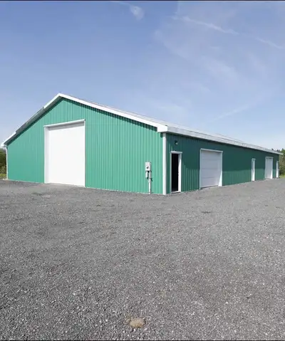 - Approx 5000sqft Commercial/Workshop space for rent for storage on Mississauga Road. - Concrete Flo...