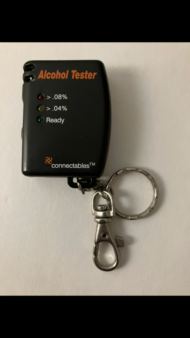 New Alcohol Tester Breathalyzer Keychain