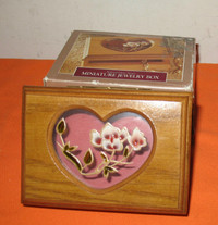 Miniature Jewelry Box Wood - Glass - Roses Flowered Design
