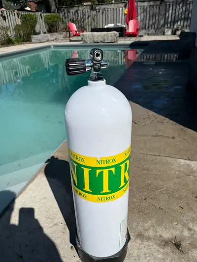 White aluminum scuba tank for sale. Pro valve in perfect working condition, comes with plastic boot....