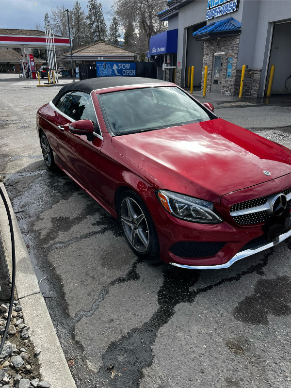 2018 Mercedes C300 Convertible dans Autos et camions  à Kelowna - Image 3