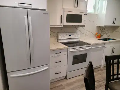Private Quiet Single Room for Rent: FOR ONE Mature, Quiet & Respectful Female / Male Student or ONE...