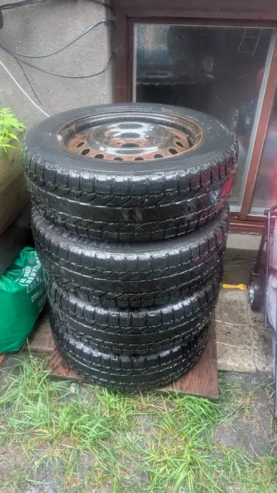 These are Goodrich winter tires, size 195/65R15, mounted on steel rims. These tires have been previo...