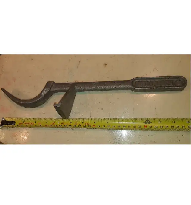 CAST ALUMINUM Vintage RELIANT 5 gallon pail lid removal tool