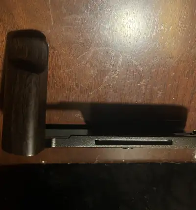 Fuji GFX100RF L bracket grip. black. New. Never used.