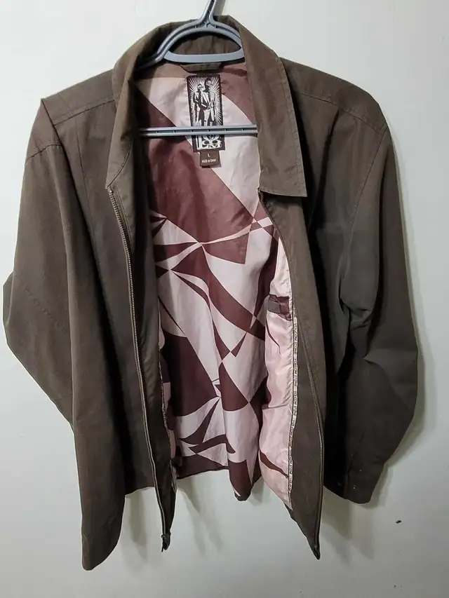 Volcom  jacket in Men's in Kingston - Image 3