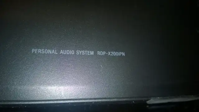 Sony Speaker Dock for Lightning iPod, iPhone & RDPX200IPN in iPods & MP3s in Mississauga / Peel Region - Image 8