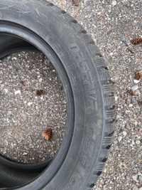 Observe G3 ICE winter tire. 