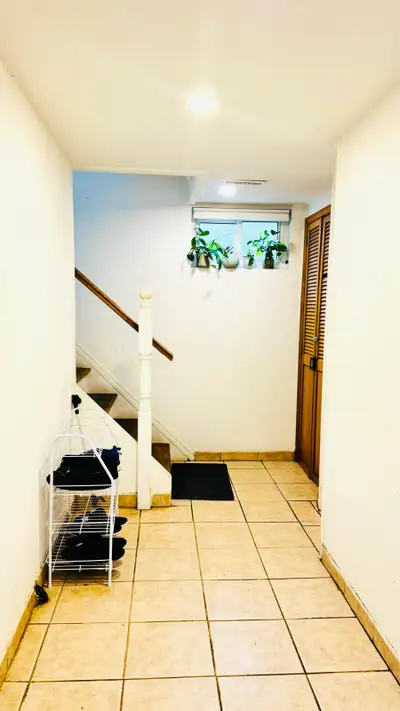 Spacious Basement Room for Rent – Prime Guildwood / Morningside Location Available: Immediately Rent...