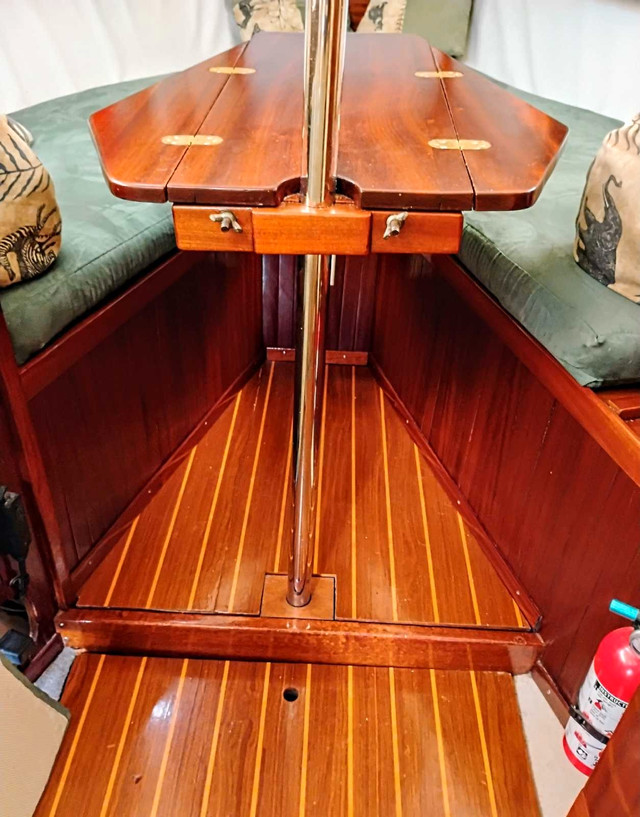 1972 Albin 25 Motorsailer in Sailboats in Nanaimo - Image 2