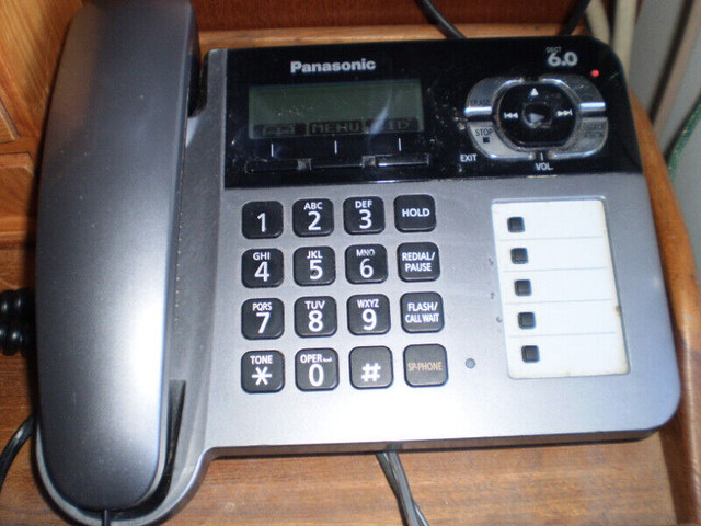 GE Corded Phone with Speakerphone and Call Waiting Caller ID in Home Phones & Answering Machines in City of Toronto - Image 4