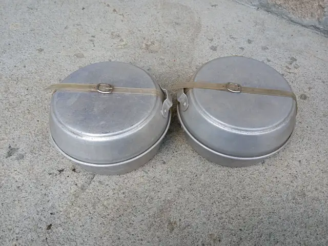 Camping Mess Kits64728172035203120