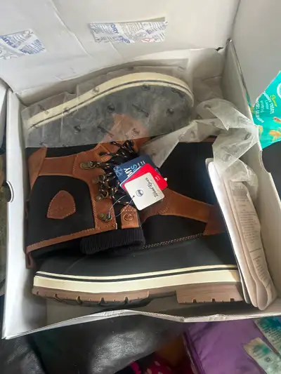 Winter boots size 12, View more
