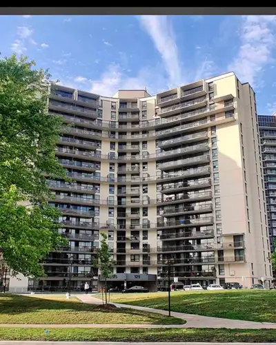 125 parkway forest Dr. This bright and welcoming living space is now available for occupancy, offeri...