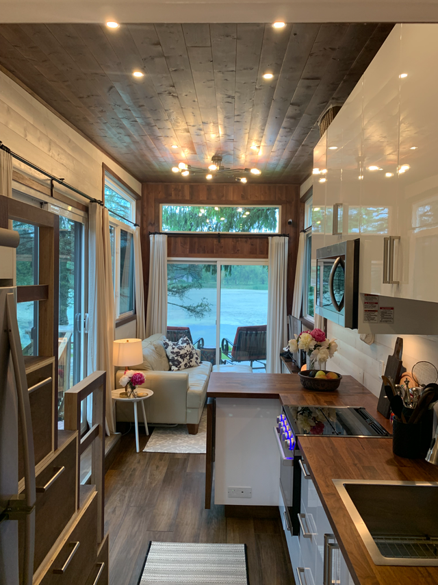 Tiny Home for Sale/ Lease in Other in London - Image 6