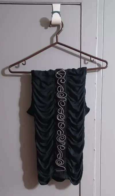 Limité Robe Noir Taille Petite Limité Black Dress Size Small