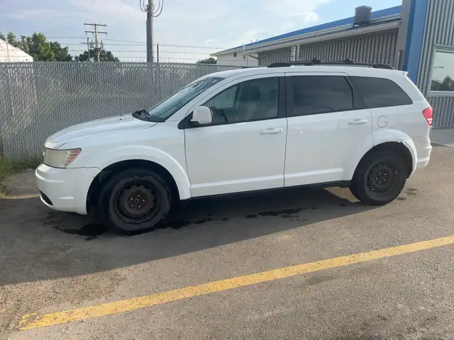 2010 Dodge Journey - low kms