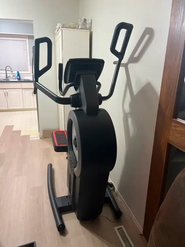 Preform HIIT L6 elliptical trainer for sale62863279663489123