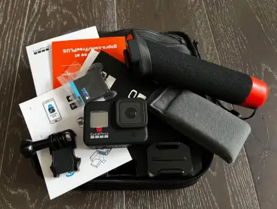 GoPro 8 Hero Black + SD Card + Extra Battery, View more