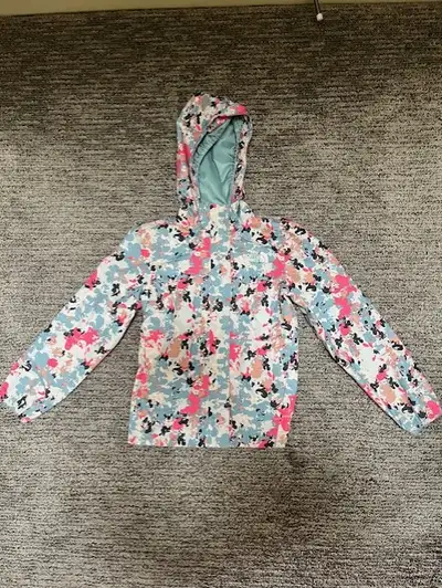 North Face Kid's Wind/Rain Jacket, Size 7/8. Hardly used, like NEW. Excellent Quality & condition. $...