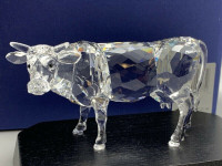 SWAROVSKI Crystal COW Figurine - MINT IN BOX