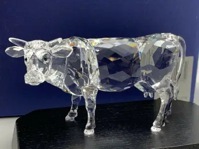 SWAROVSKI Crystal COW Figurine - MINT IN BOX, View more