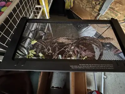 Terrarium Cage - 10 gal with light and accessories, View more