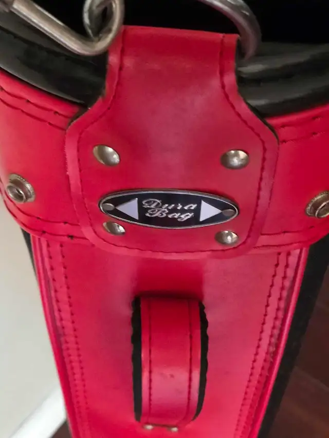 Vintage 1980's Dura Bag Retro Red Black Golf 3 Slot Sunday Bag in Golf in St. Catharines - Image 4