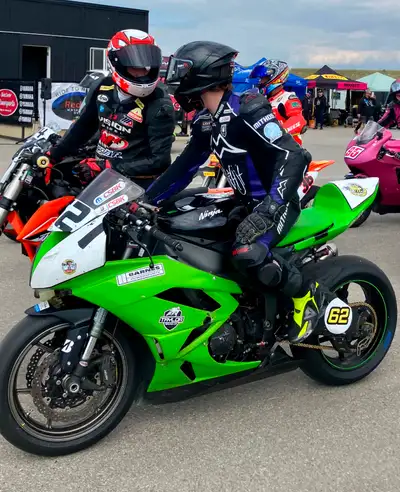 Turnkey race bike to get you on track for the 2026 season. Message for more info