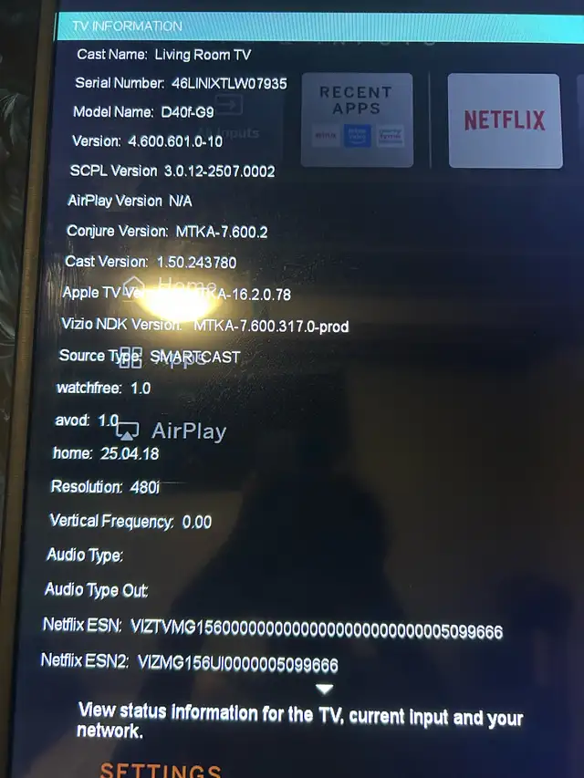 Vizio D40f-G9 Smart TV comes with remote in TVs in Ottawa - Image 4
