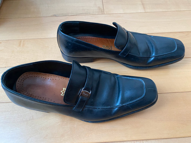 Salvatore Ferragamo mens’ leather moccasin shoes dans Chaussures pour hommes  à Ville de Montréal - Image 2