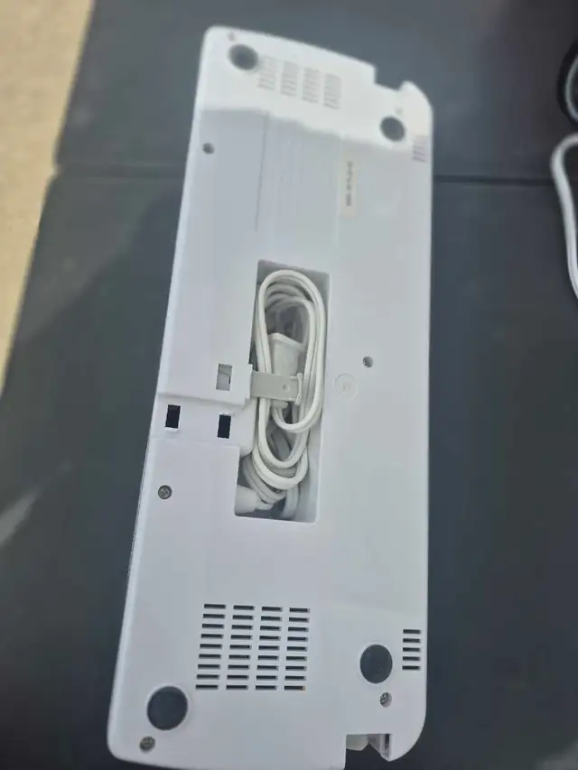 FoodSaver Vac 1050 Vacuum Sealer - Like New Condition in Vacuums in Winnipeg - Image 5