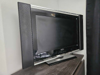 32 inch cineplus flat-screen TV