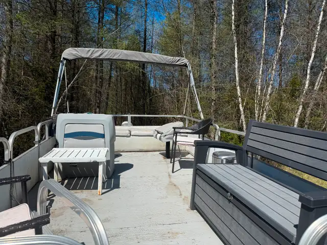 Ponton Admiral 20 pieds moteur Honda in Powerboats & Motorboats in Sherbrooke - Image 5