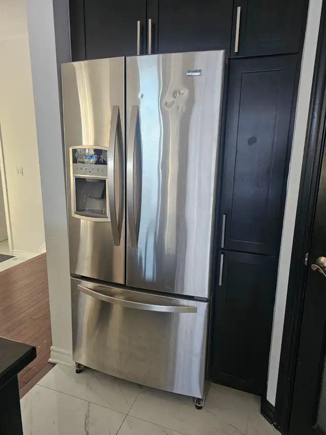 FULL KITCHEN - SOLID MAPLE DOORS **RENO478644236956487683