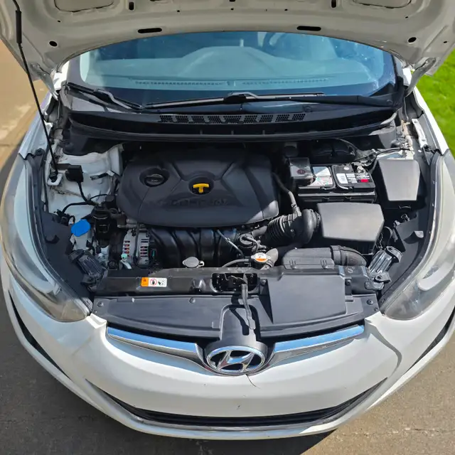 2014 Hyundai Elantra GL581029184007710725