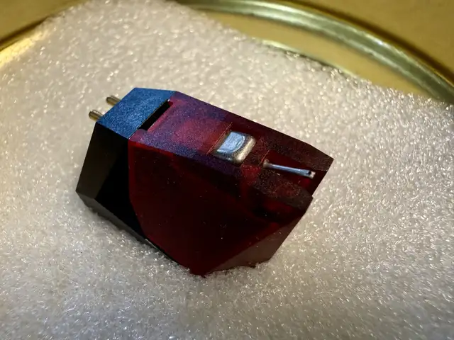 Ortofon 2M Red Cartridge408442264576348166