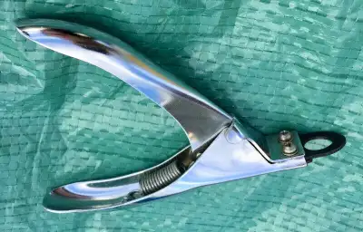 Coupe-griffes de style guillotine, View more