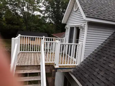 Clean quiet & private studio apartment with private entrance and private laundry facility 15 minutes...