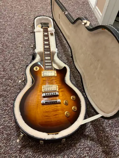 Gibson Les Paul Standard, View more