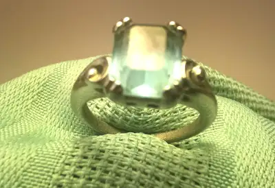 A beautiful vintage find from the 1981 Avon "Blue Ice" collection. This ring features a large, crisp...