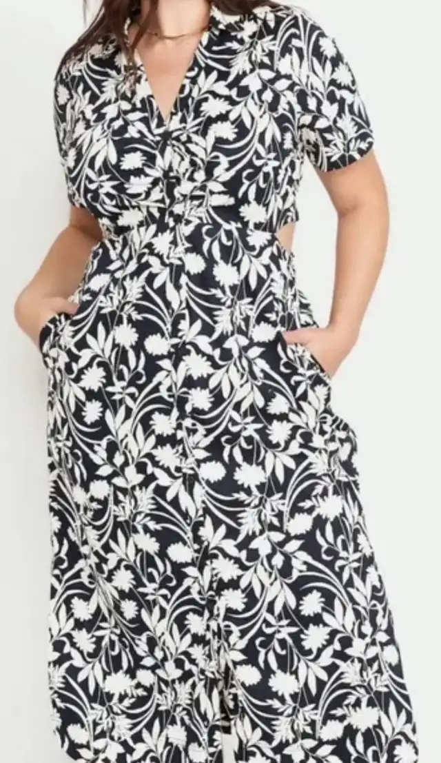 Old Navy Floral Midi Dress – Size XL in Women's - Dresses & Skirts in Kitchener / Waterloo - Image 3