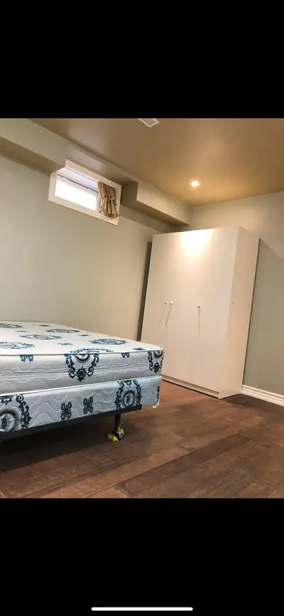 Sharing Room