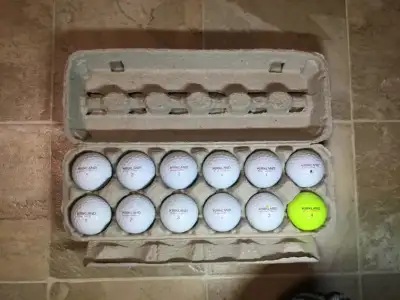 Kirkland Signature golf balls (1 dozen), View more